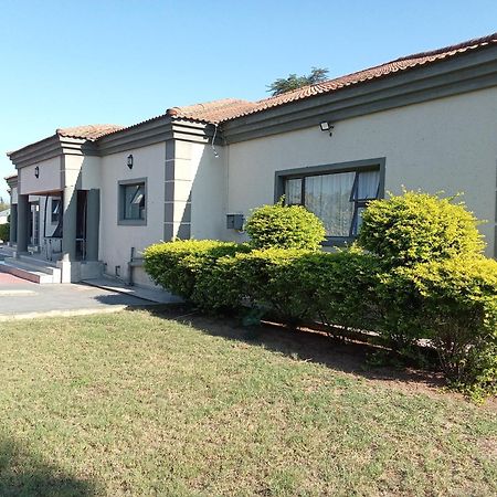 The Classic House B&B Manzini Exterior photo